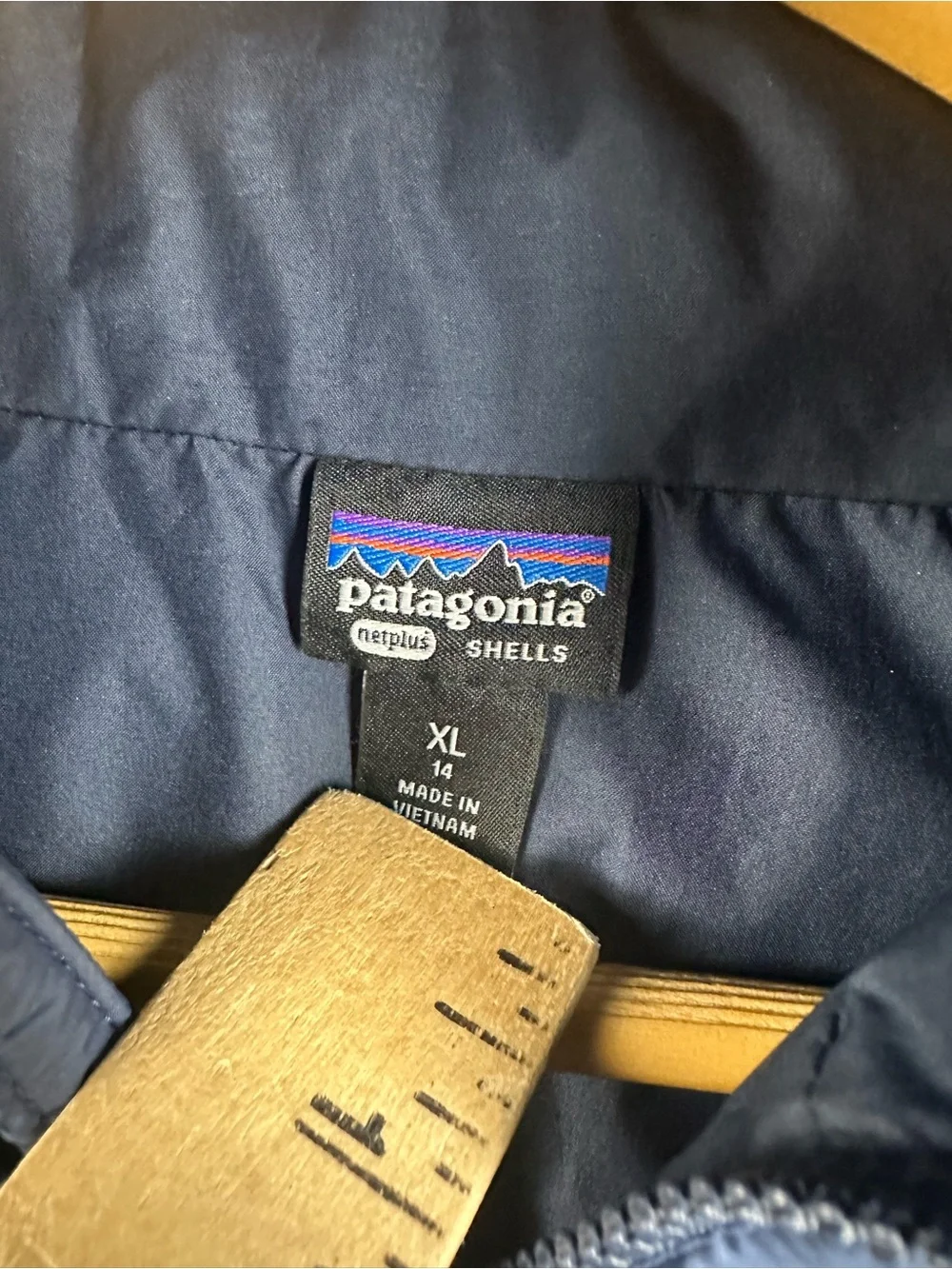 Patagonia Kids XL 14 Hi-Loft Down Hoody Navy Blue Puffer Jacket FLAW